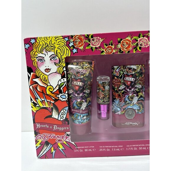 Ed Hardy Hearts & Daggers Eau De Parfum 4pc Gift Set - Picture 2 of 8